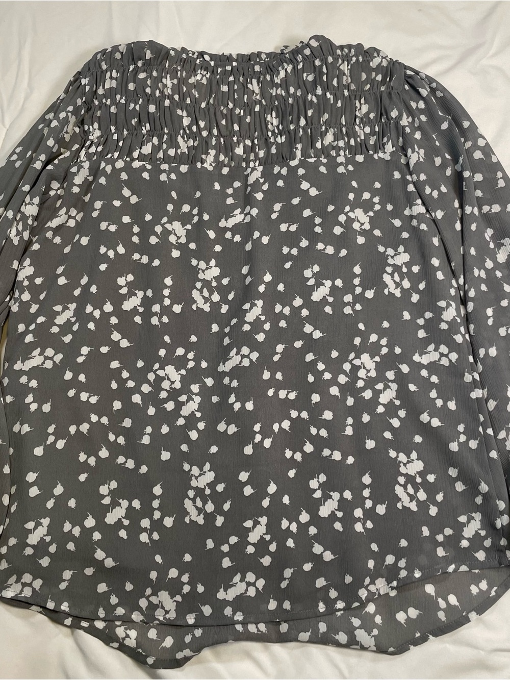 Dokotoo Gray Floral Smocked Blouse M Boho Cottagecore Teacher Office Top - Picture 3 of 11